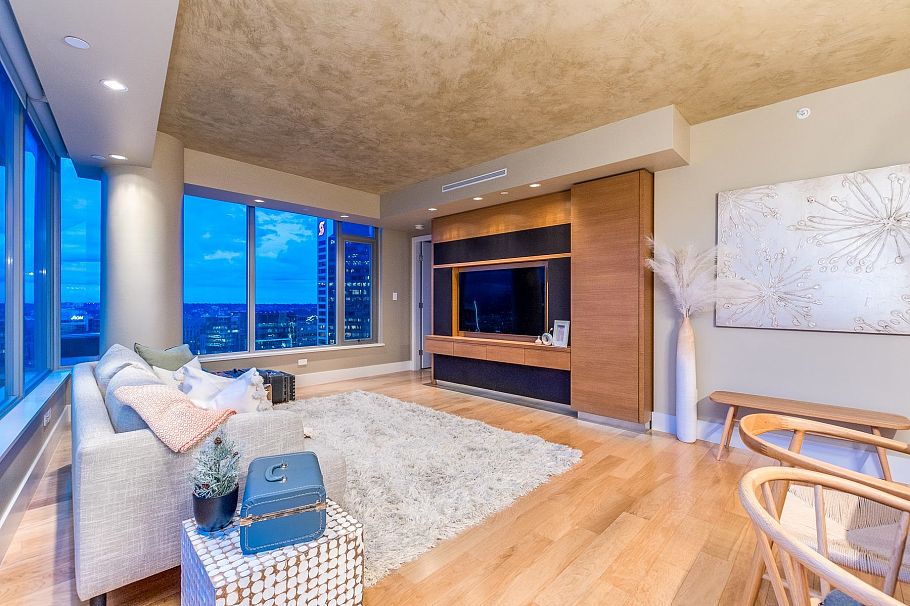 3204 667 Howe Street Vancouver, BC - 3