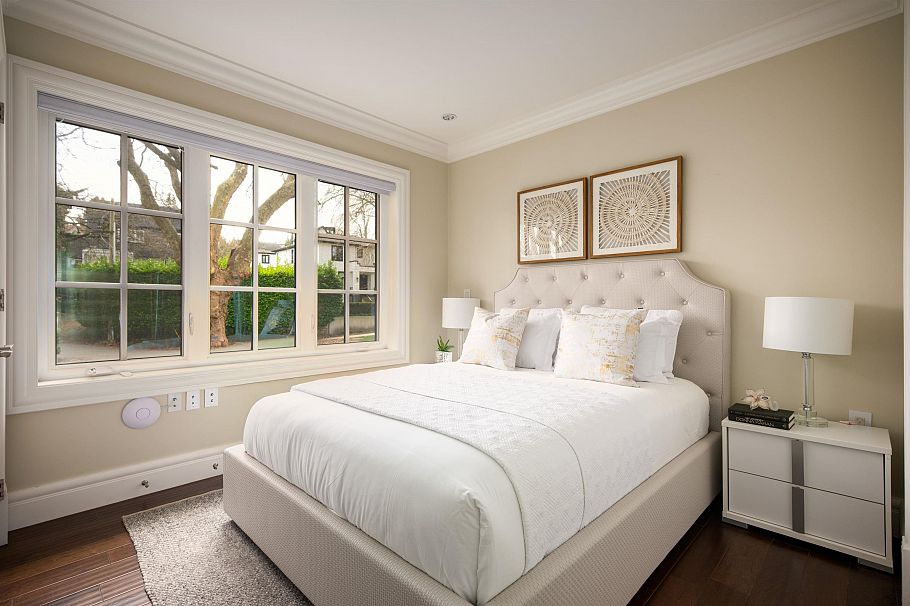 3955 W Broadway Vancouver, BC - 21