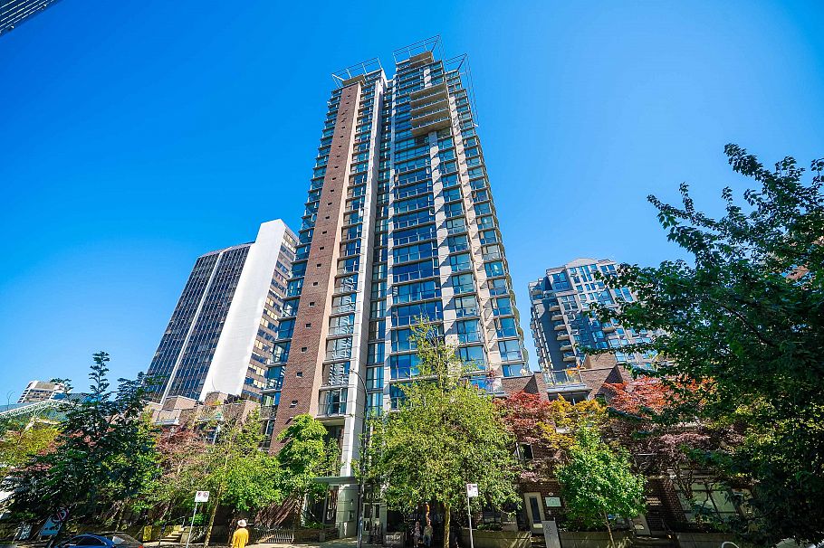 1509 1068 Hornby Street Vancouver, BC - 2