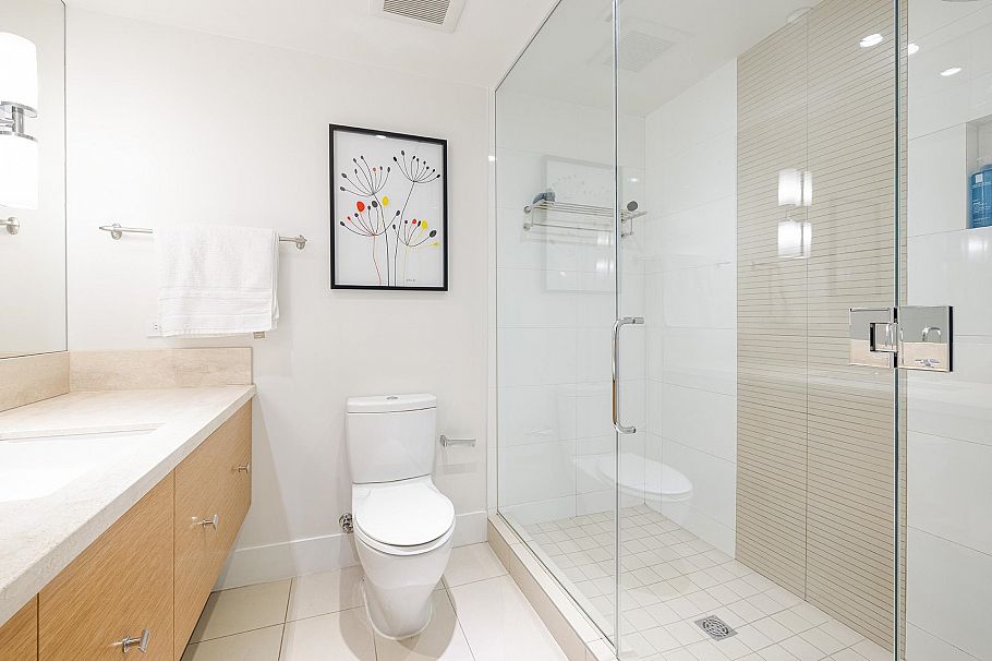 3001 667 Howe Street Vancouver, BC - 25