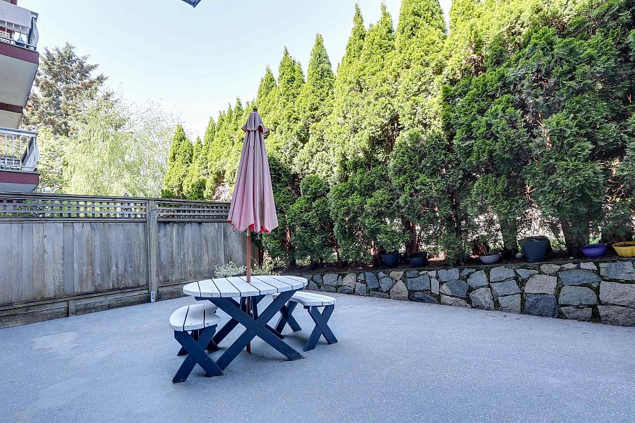104 135 W 21st Street North Vancouver, BC - 17
