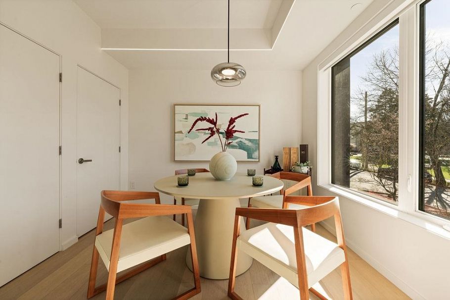 692 W 29th Avenue Vancouver, BC - 11
