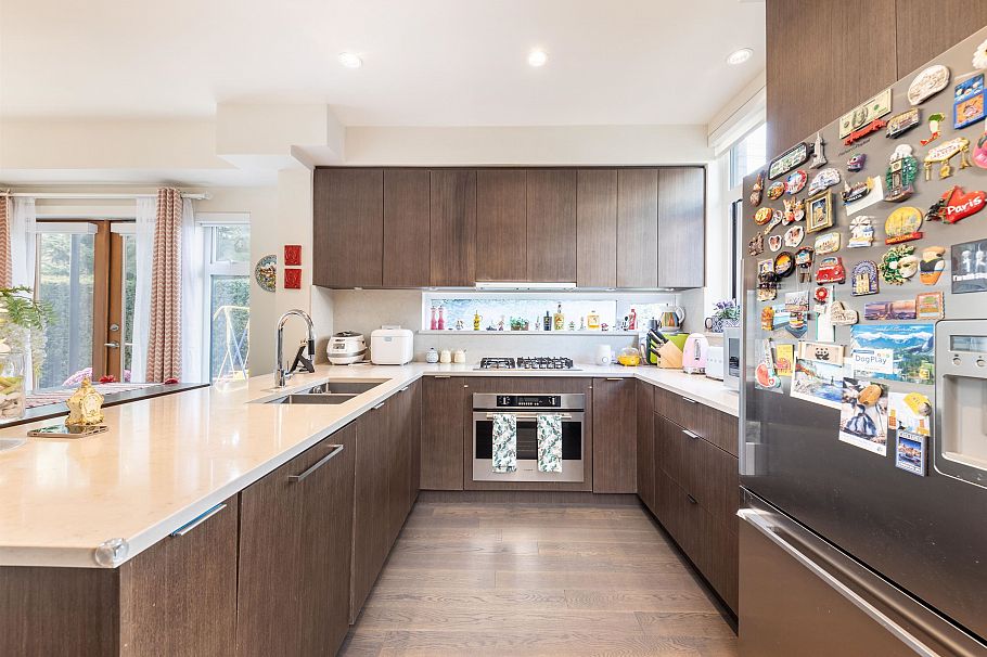 979 W 46th Avenue Vancouver, BC - 8