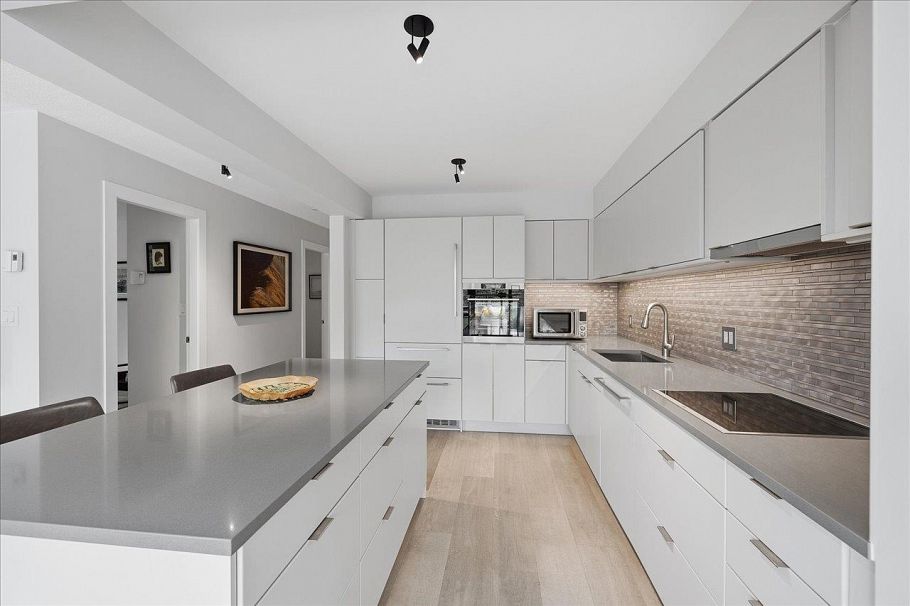 49 1425 Lamey's Mill Road Vancouver, BC - 8