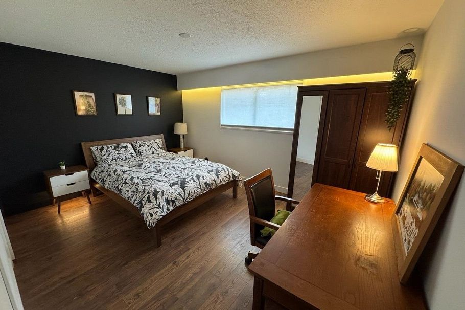 2790 W 12th Avenue Vancouver, BC - 14