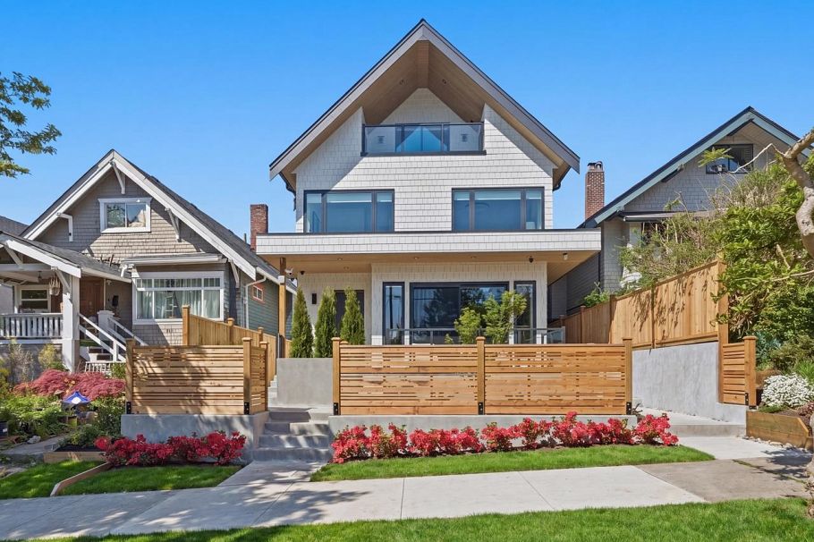 1 625 E 24th Avenue Vancouver, BC - 1
