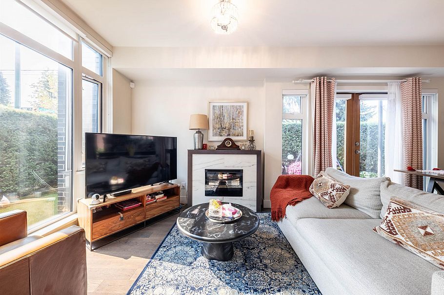 979 W 46th Avenue Vancouver, BC - 4