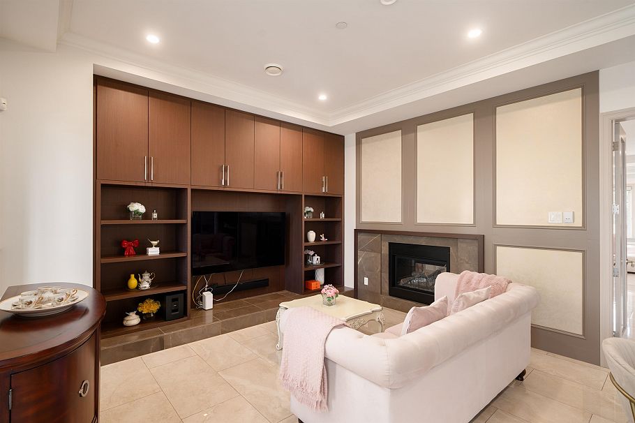 4103 W 11th Avenue Vancouver, BC - 8