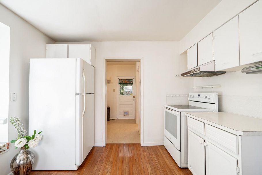 2720 W 24th Avenue Vancouver, BC - 15