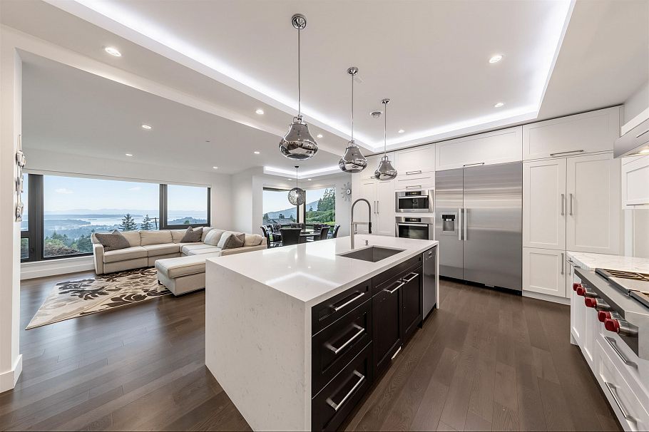 383 Newdale Street North Vancouver, BC - 29