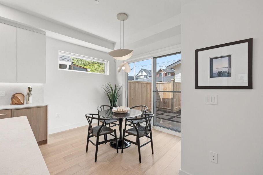 2 625 E 24th Avenue Vancouver, BC - 8