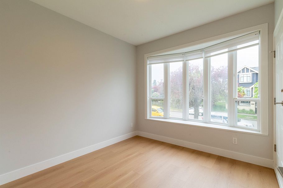 392 E 63rd Avenue Vancouver, BC - 13