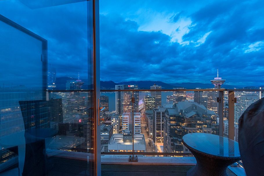 3204 667 Howe Street Vancouver, BC - 24