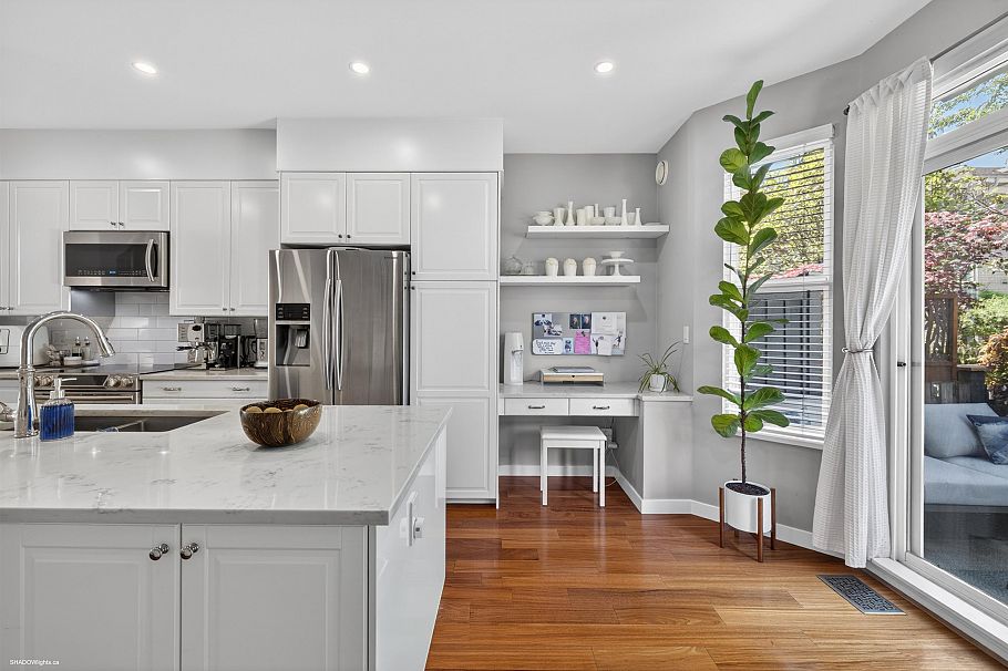 8527 Aquitania Place Vancouver, BC - 14