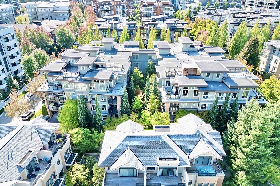 212 3478 Wesbrook Mall Vancouver, BC - 1
