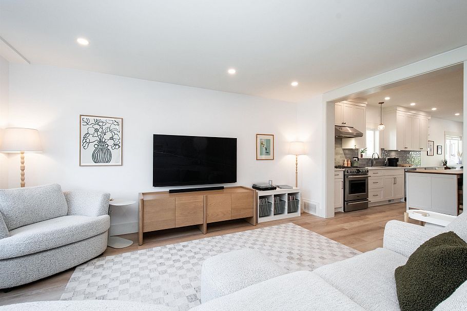 2248 Graveley Street Vancouver, BC - 9