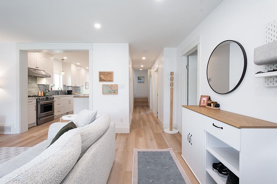 2248 Graveley Street Vancouver, BC - 8