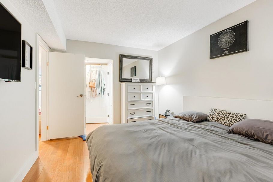 1039 Old Lillooet Road North Vancouver, BC - 12
