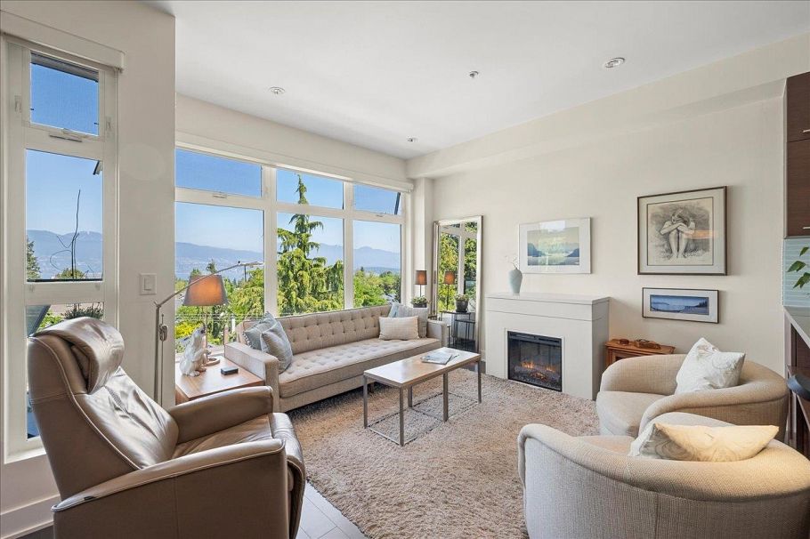 404 4463 W 10th Avenue Vancouver, BC - 2