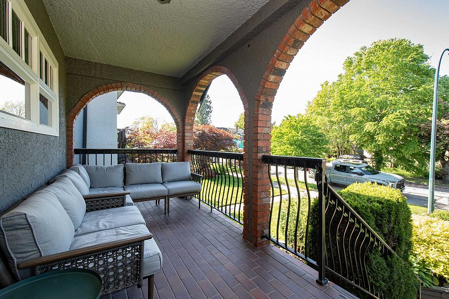 2248 Graveley Street Vancouver, BC - 3