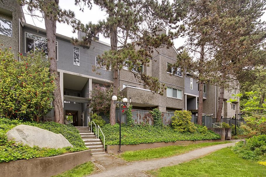 3380 Marquette Crescent Vancouver, BC - 1