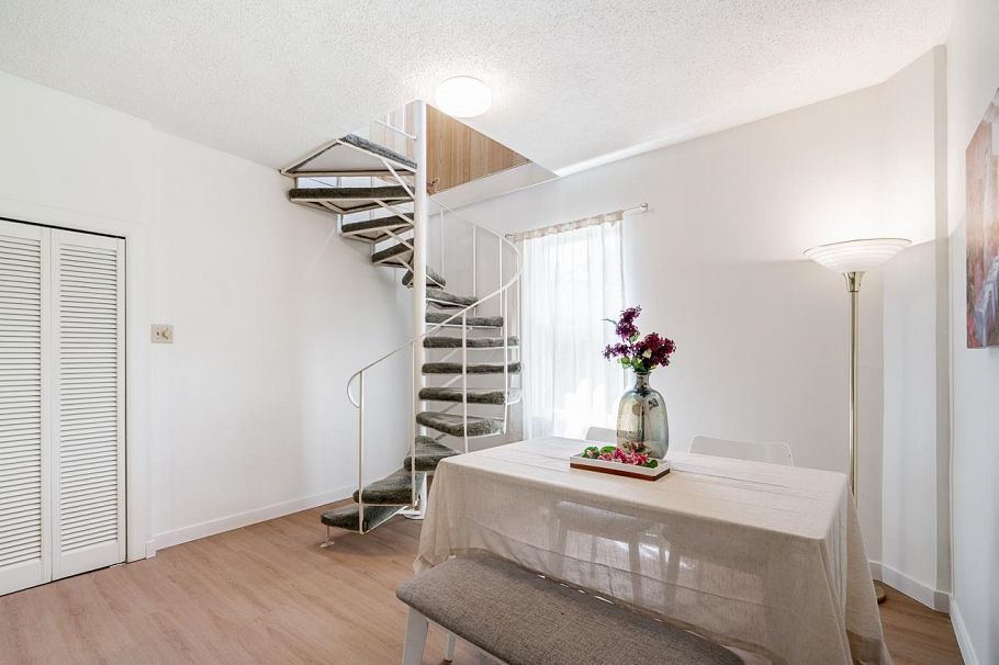 2720 W 24th Avenue Vancouver, BC - 10