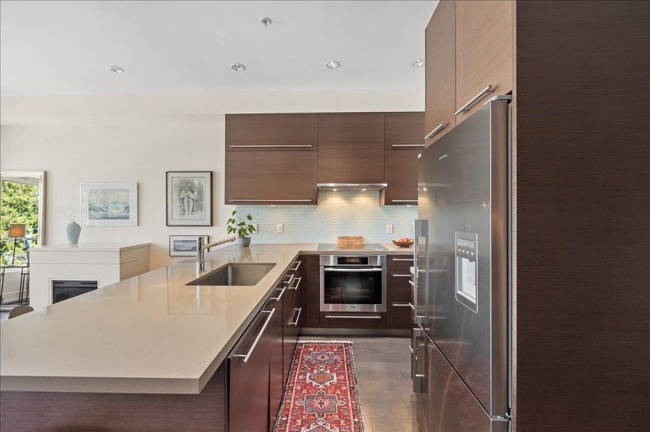 404 4463 W 10th Avenue Vancouver, BC - 9