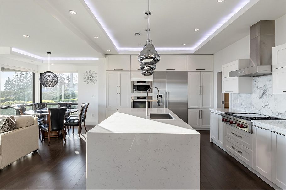 383 Newdale Street North Vancouver, BC - 6
