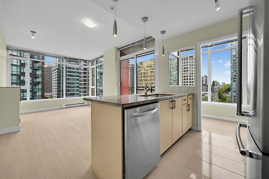 1602 1211 Melville Street Vancouver, BC - 28