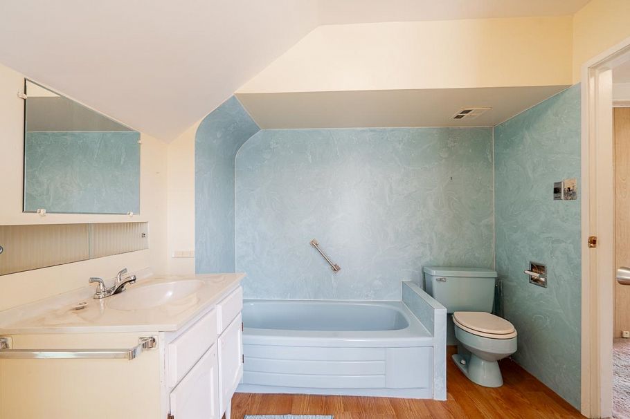 2720 W 24th Avenue Vancouver, BC - 25