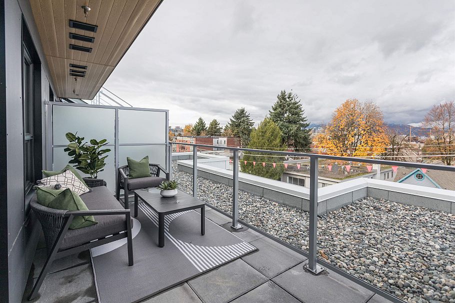 PH521 2471 St. George Street Vancouver, BC - 5