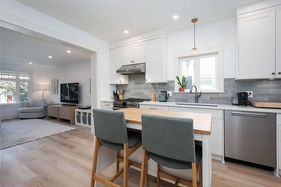 2248 Graveley Street Vancouver, BC - 13