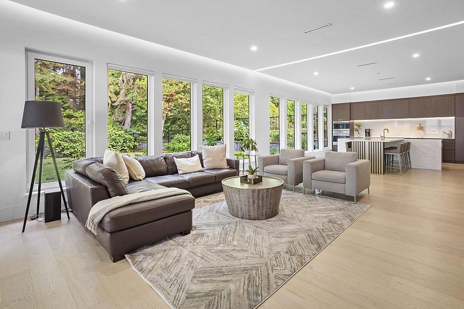 5197 Sonora Drive North Vancouver, BC - 35