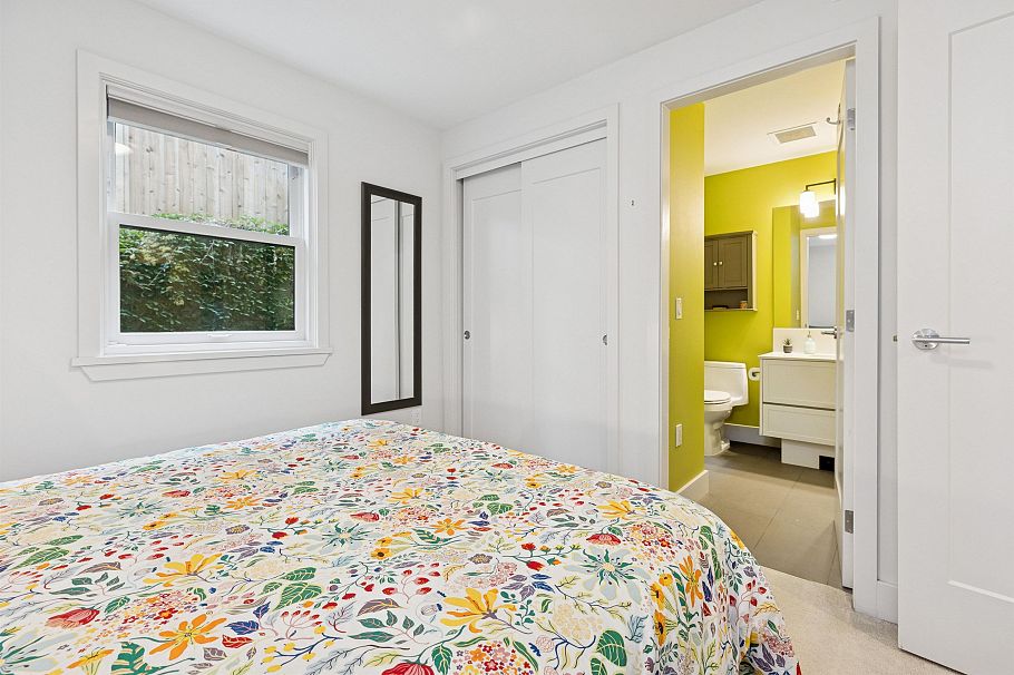 2 244 E 5th Street North Vancouver, BC - 14