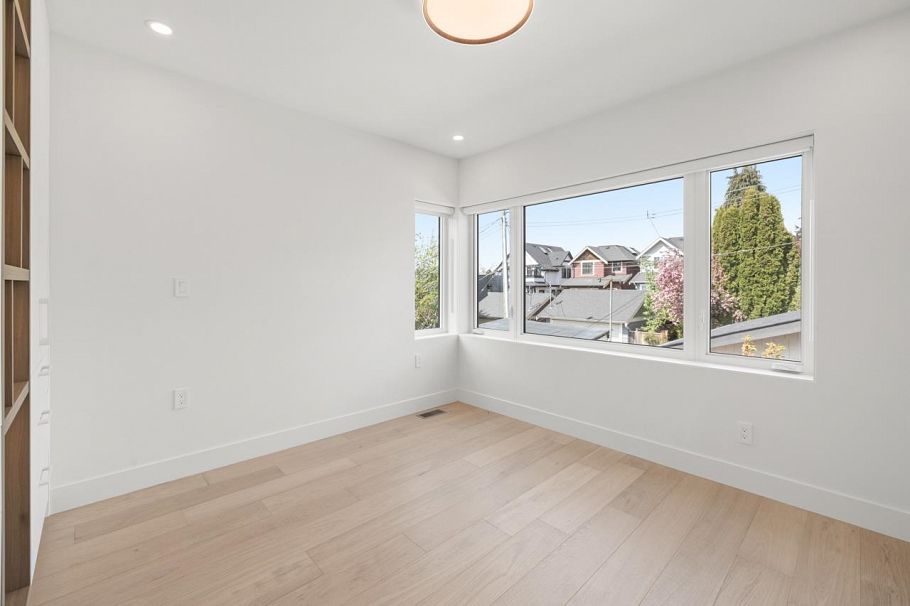 2 625 E 24th Avenue Vancouver, BC - 19