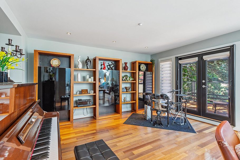 4468 W 1st Avenue Vancouver, BC - 11