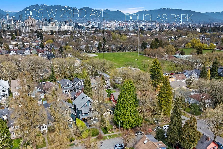 905 W 23rd Avenue Vancouver, BC - 3