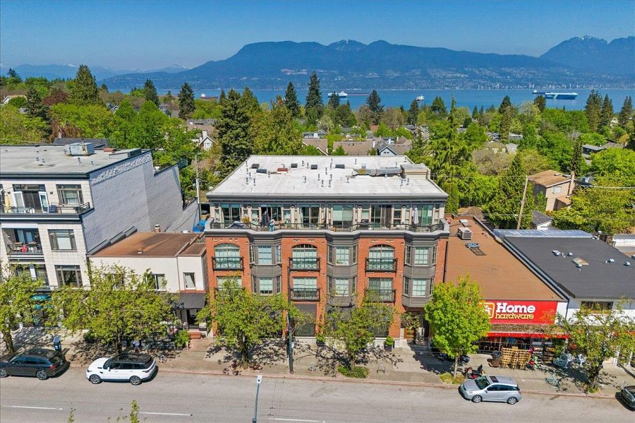 404 4463 W 10th Avenue Vancouver, BC - 27