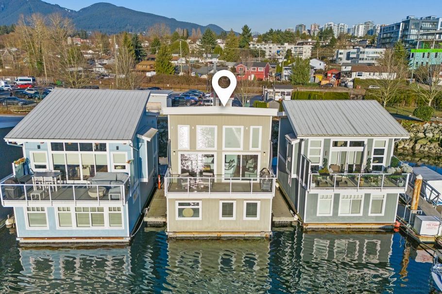 20 415 W Esplanade Avenue North Vancouver, BC - 29