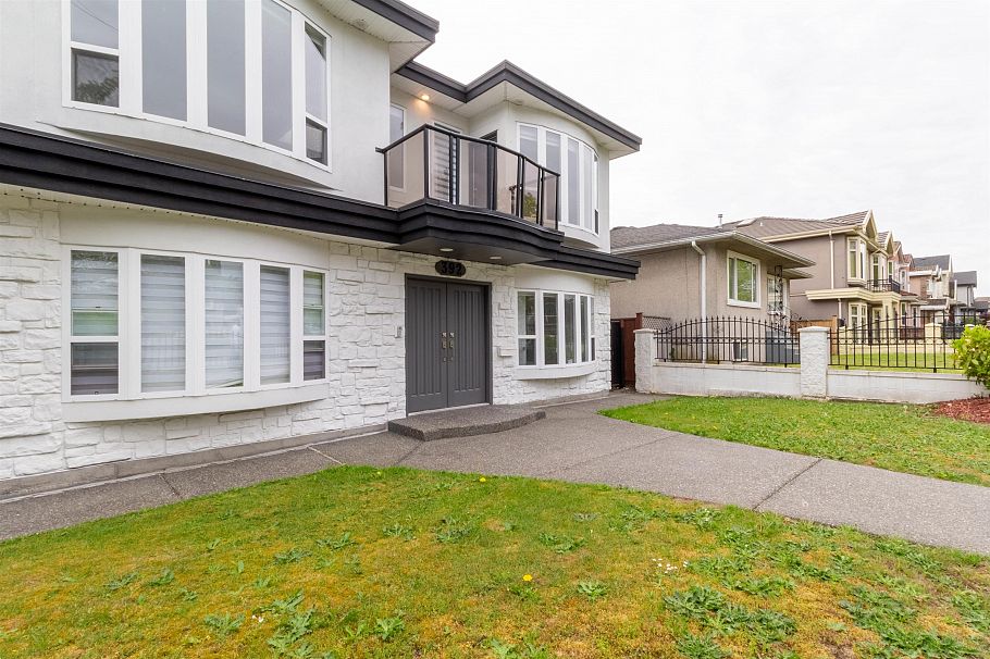 392 E 63rd Avenue Vancouver, BC - 22