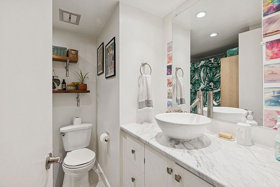 107 350 E 5th Avenue Vancouver, BC - 18