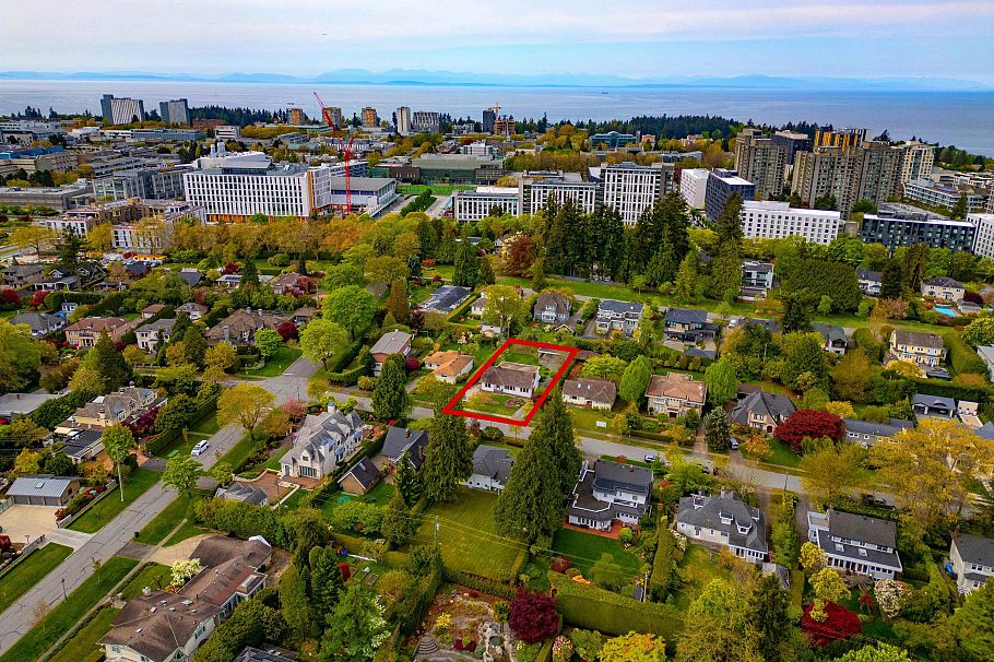 1871 Allison Road Vancouver, BC - 3