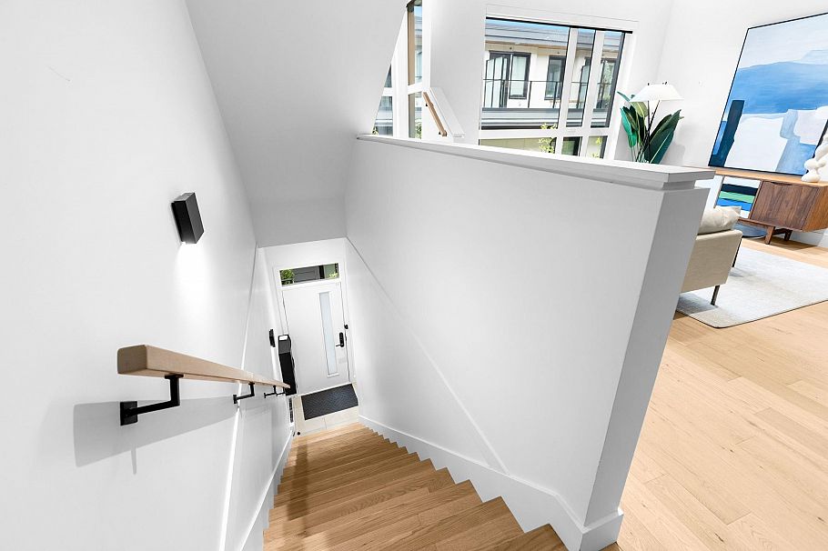 3956 Dumfries Street Vancouver, BC - 25