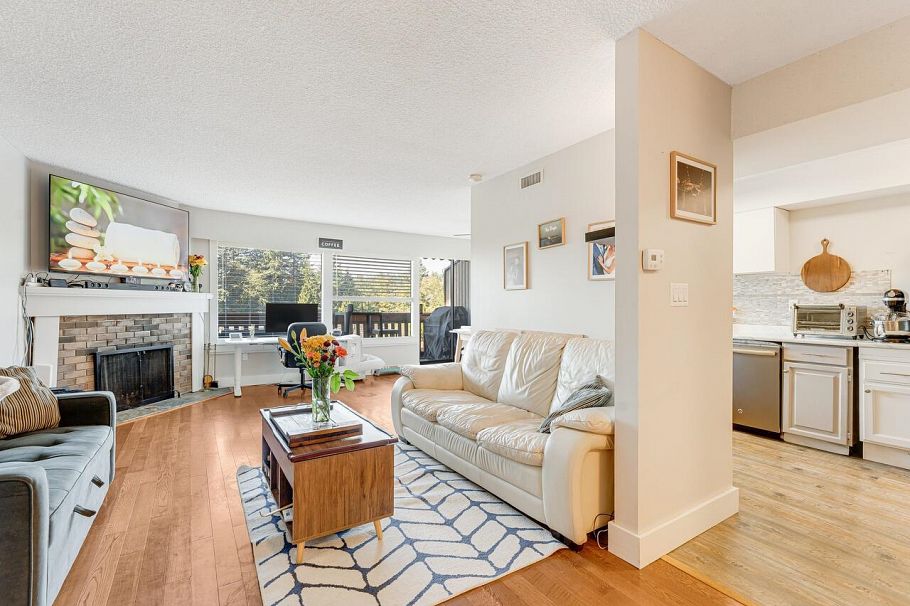 1039 Old Lillooet Road North Vancouver, BC - 4