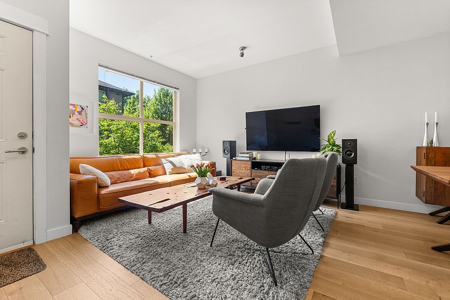 3 307 E 15th Street North Vancouver, BC - 6