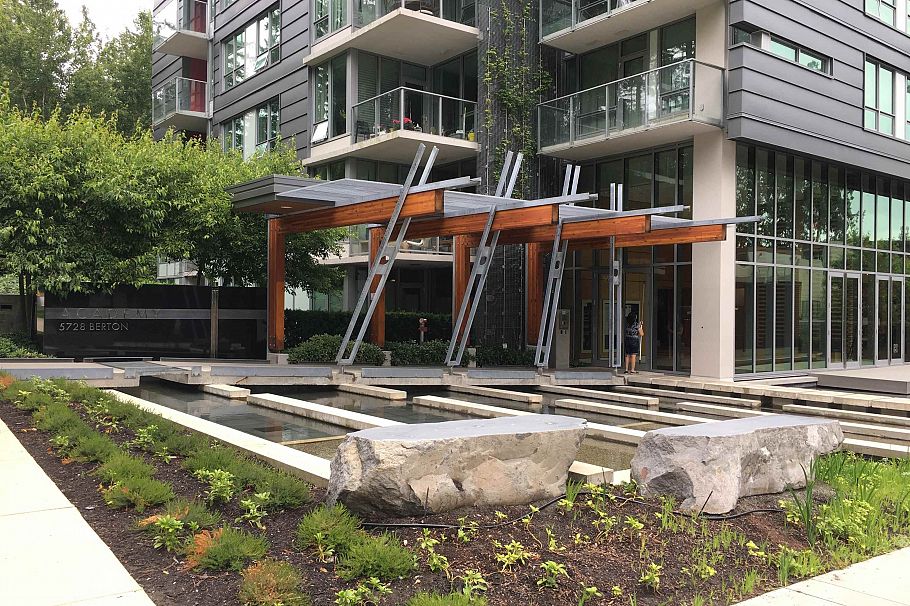 1907 5728 Berton Avenue Vancouver, BC - 4