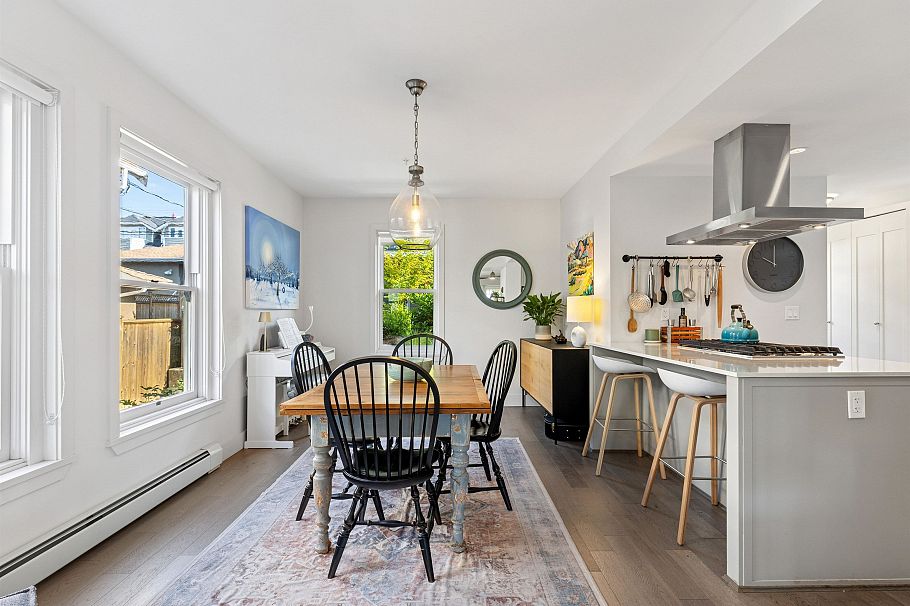 1 & 2 244 E 5th Street North Vancouver, BC - 24
