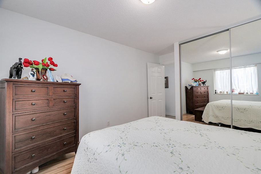 104 135 W 21st Street North Vancouver, BC - 15