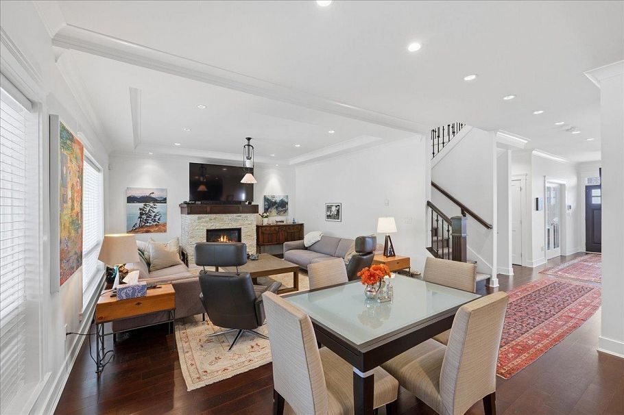 1152 Wellington Drive North Vancouver, BC - 12