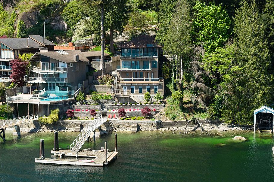 4793 Strathcona Road North Vancouver, BC - 2